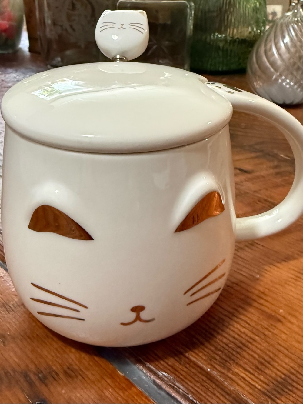 Ceramic Cat Mug with Lid and Spoon - White with Gold Accents